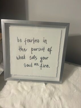 Silver Framed Inspirational Wall Art - 'Be Fearless'